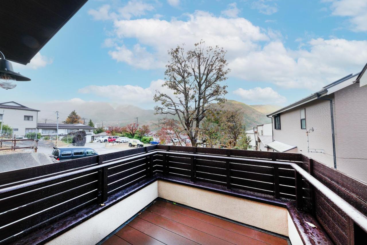 Ferienwohnung スタジオーネ 箱根強羅 East - Stagione Hakone Gora East Exterior foto